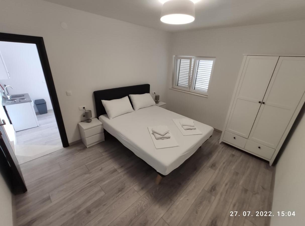 Aqua Apartments Omis Exterior photo